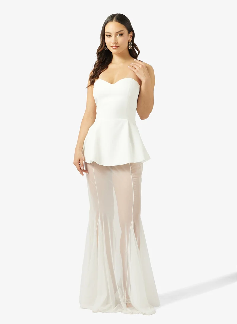 جينجر فستان بياقة على شكل قلب مع كشكش وإدخال شبكي